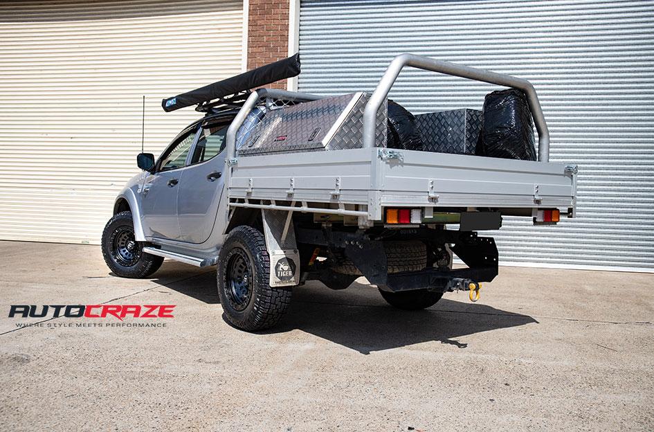MITSUBISHI TRITON ZEPHYR MATTE BLACK
